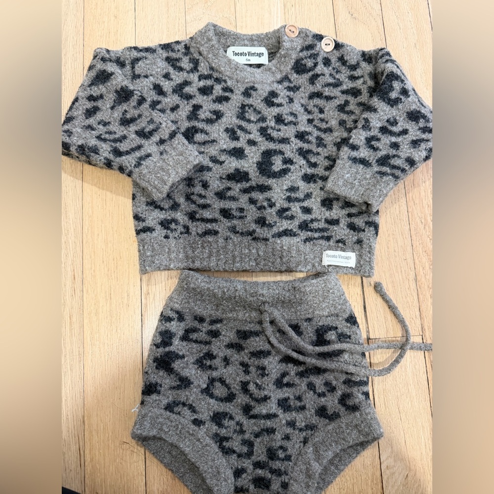 Tocoto Vintage Leopard Print Baby Sweater and Shorts Set